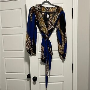 Fashion Nova Blue and Gold Patterned Blouse